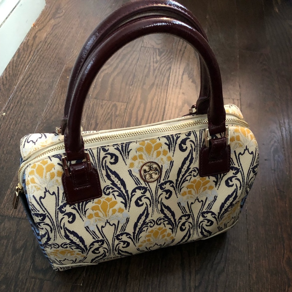 Tory Burch Hand bag (Bowling bag style)